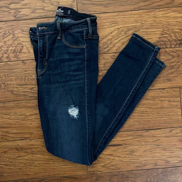 Hollister jeans - Picture 2 of 2